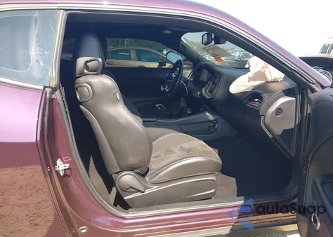 2022 Dodge Challenger R/T Scat Pack Widebody z USA, uszkodzony, nr VIN 2C3CDZFJ6NH131656